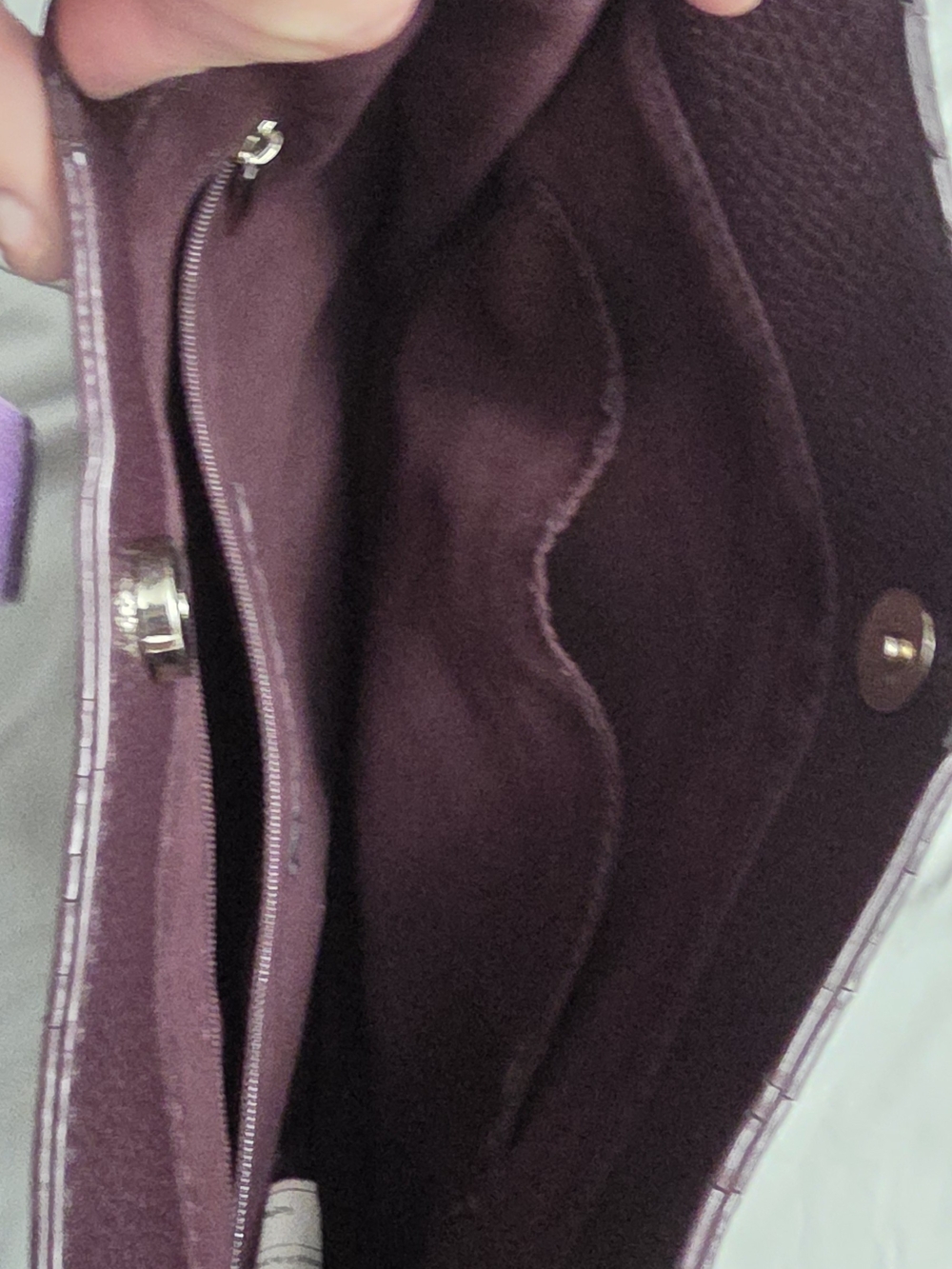 Purse - Picture 2 of 5